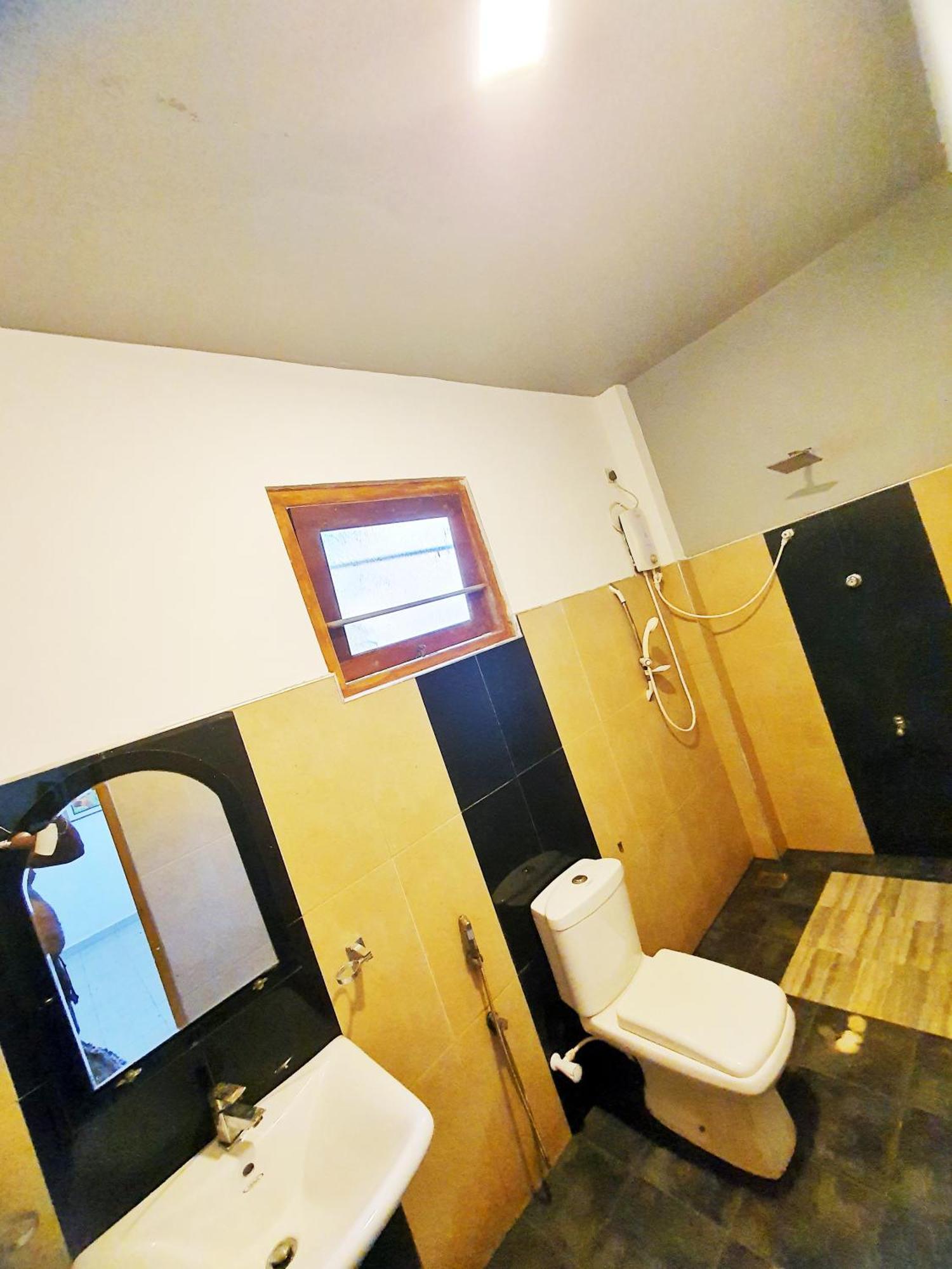 Hill House Guest Hotel Mirissa Quarto foto
